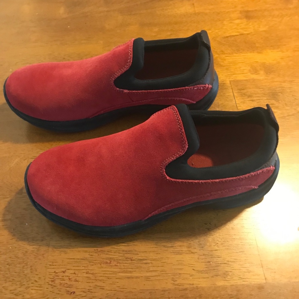 Lands End shoes